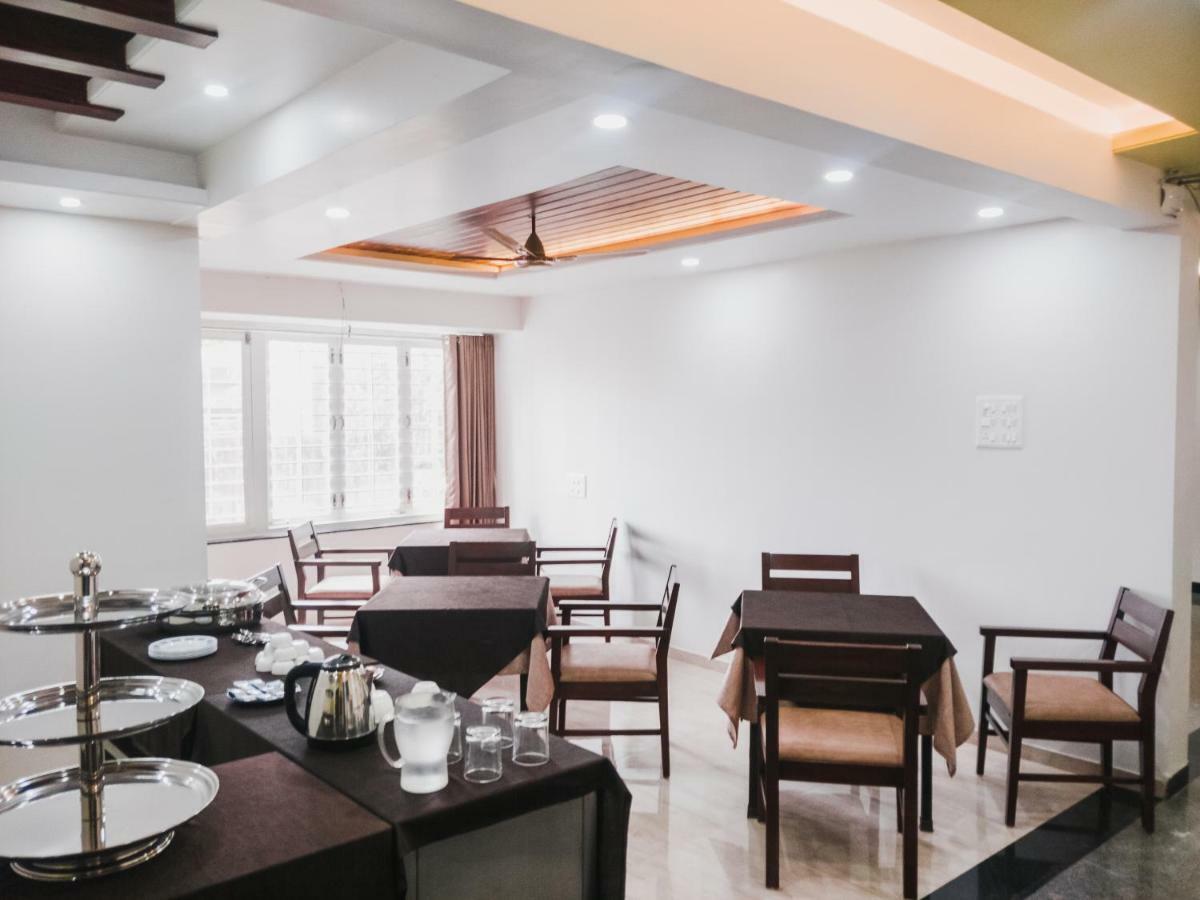 D' Manor Service Apartment Belgaum Esterno foto